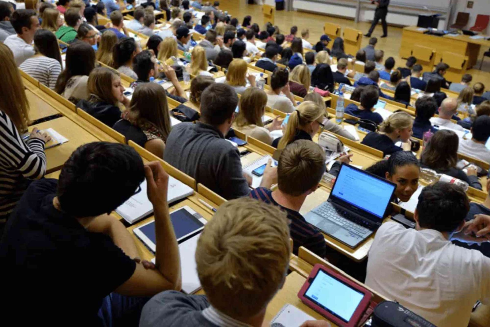 اتجاهات حديثة في التعليم العالي