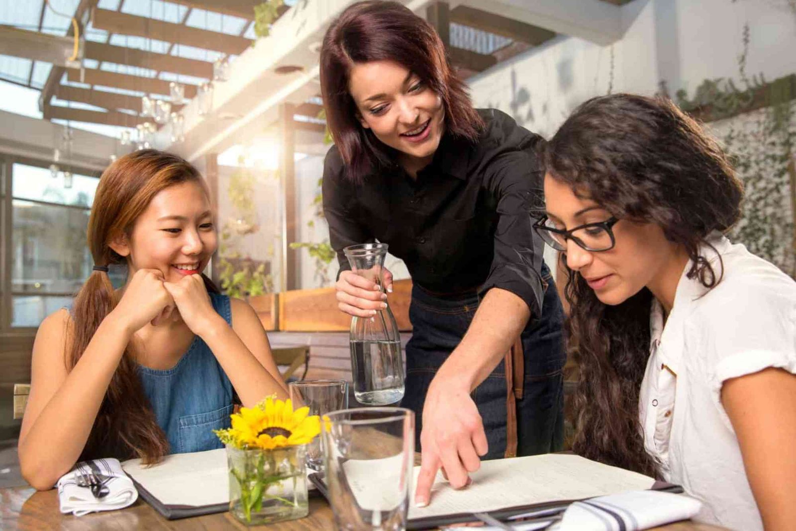 طرق تحسين تجربة العملاء