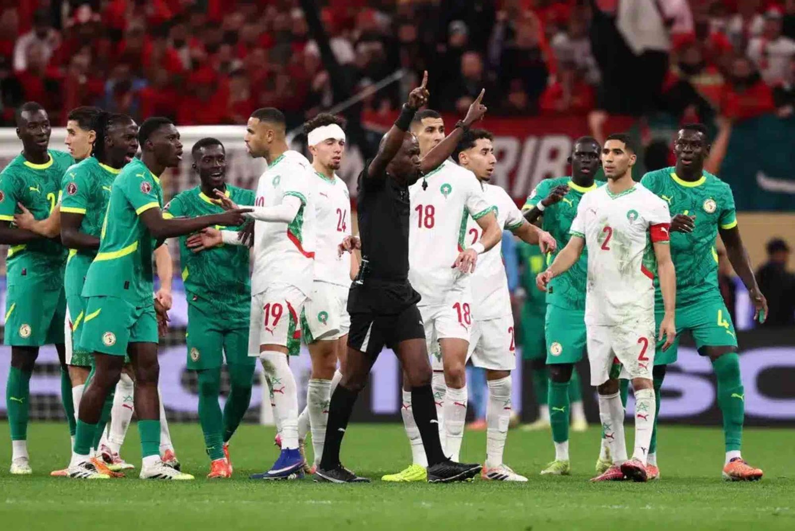 أحداث رياضية تشغل الجماهير