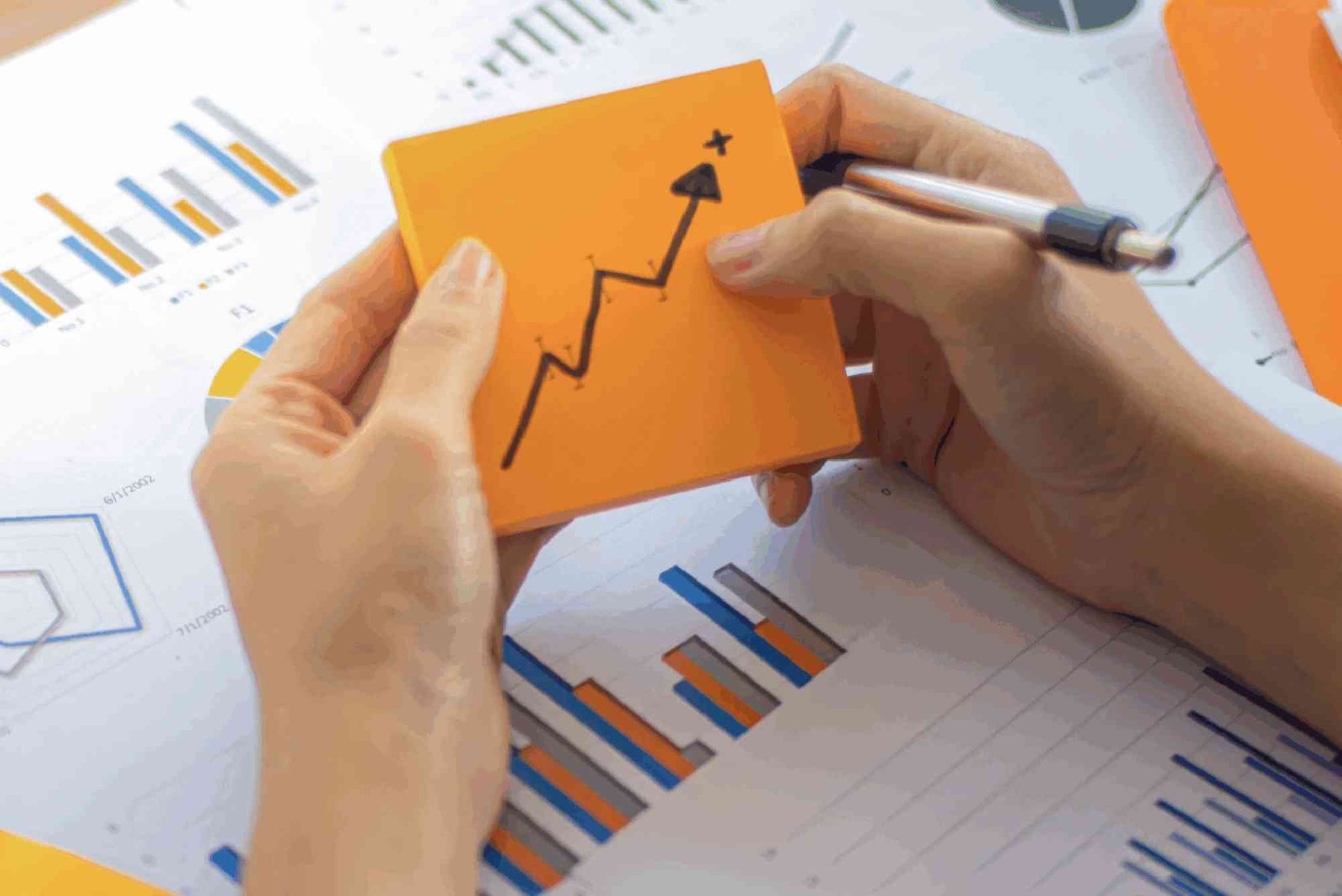 تحليل شامل لأداء القطاعات الاقتصادية