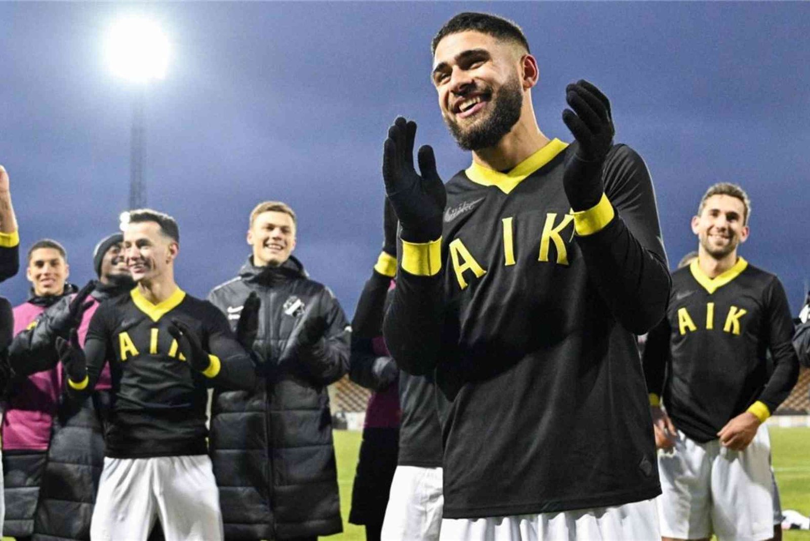 تطورات في البطولات الجارية